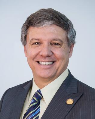 R. Scott Kesner
