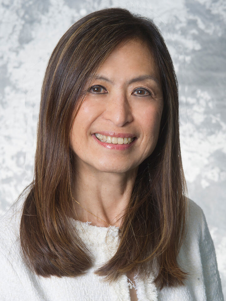 Elaine Hom