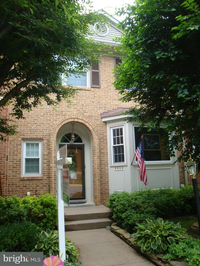 Listings for Chris Dorrick