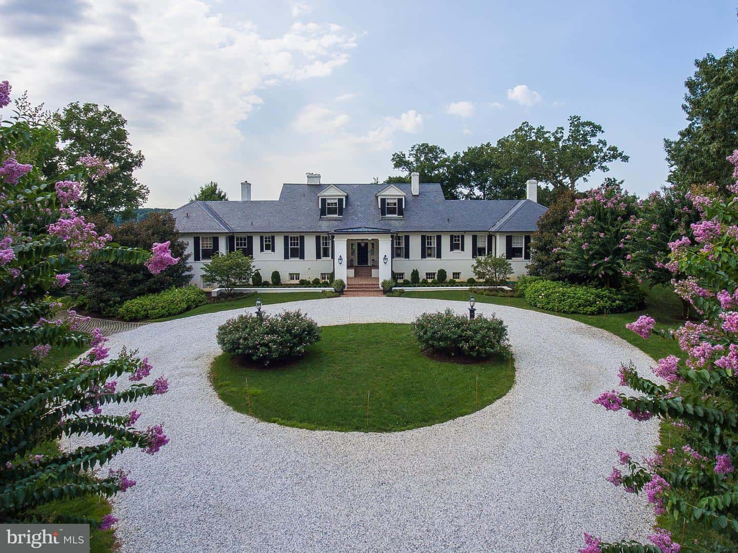 Listings for Georgie Berkinshaw