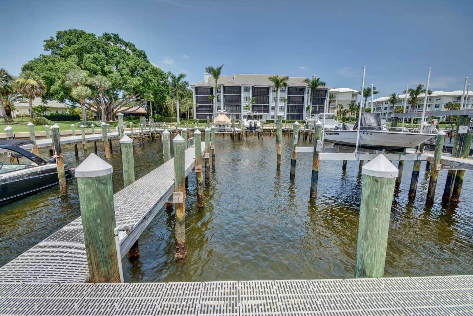 Bay Colony
