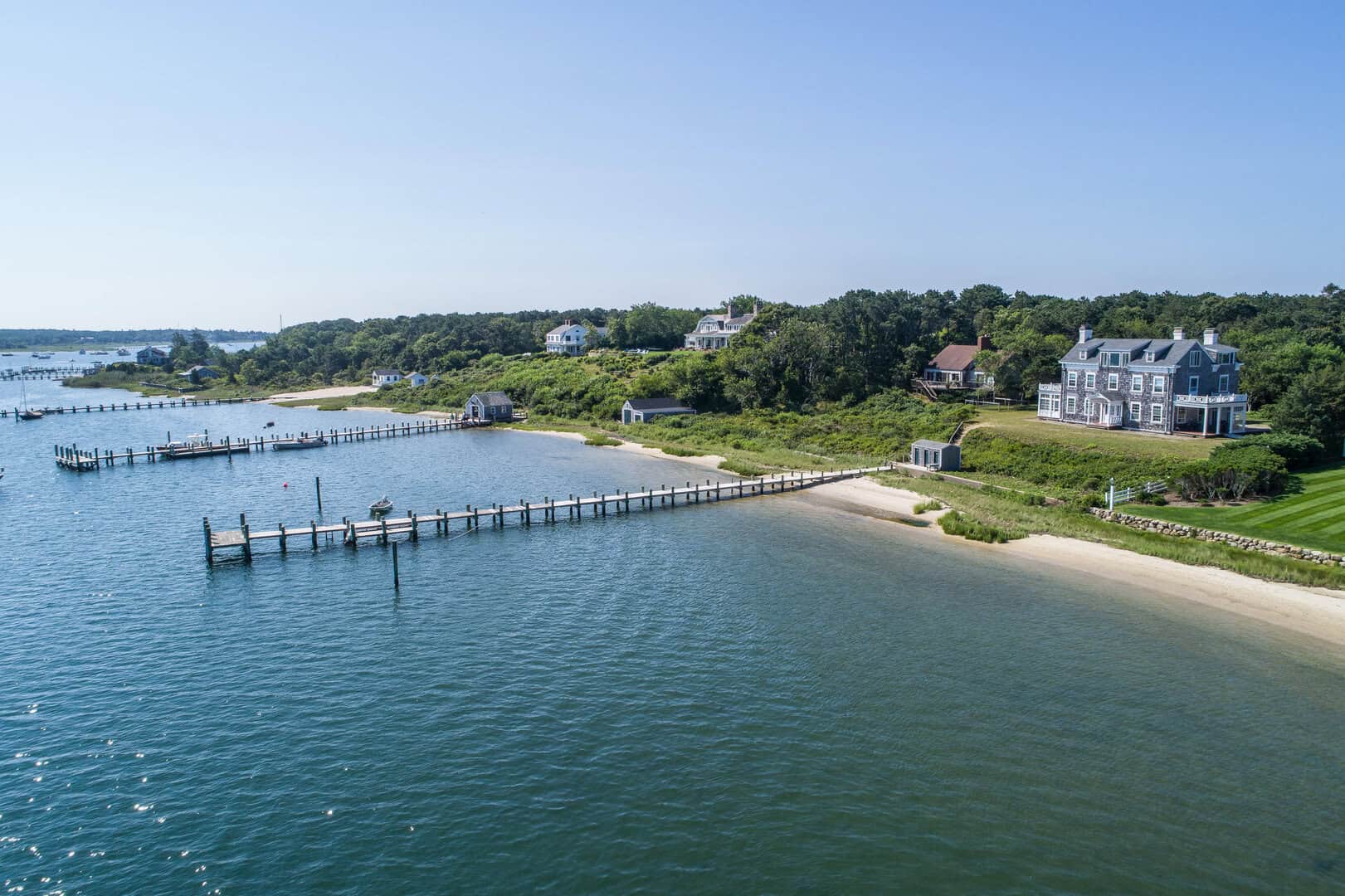 Waterfront/Water View Homes