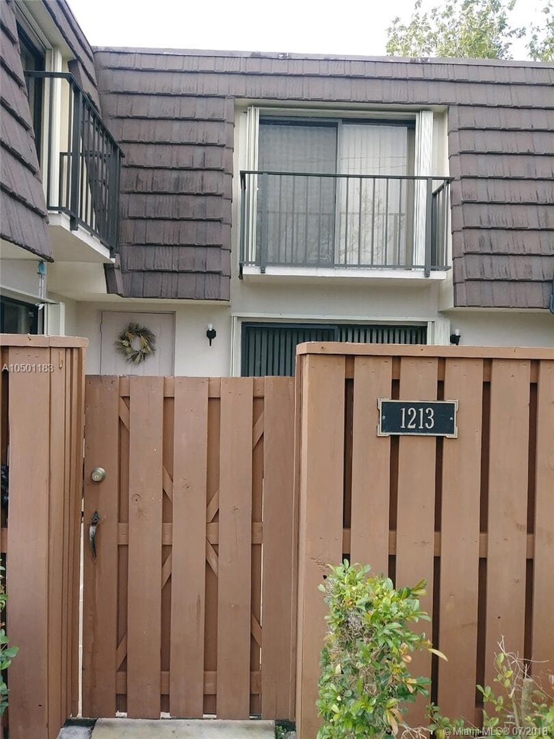 The Bluffs Townhomes