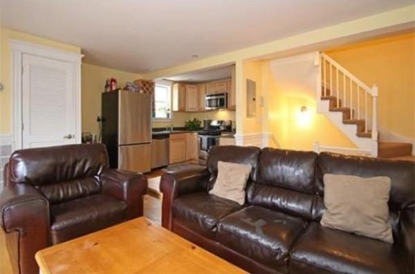 2 Bedroom Apartments
