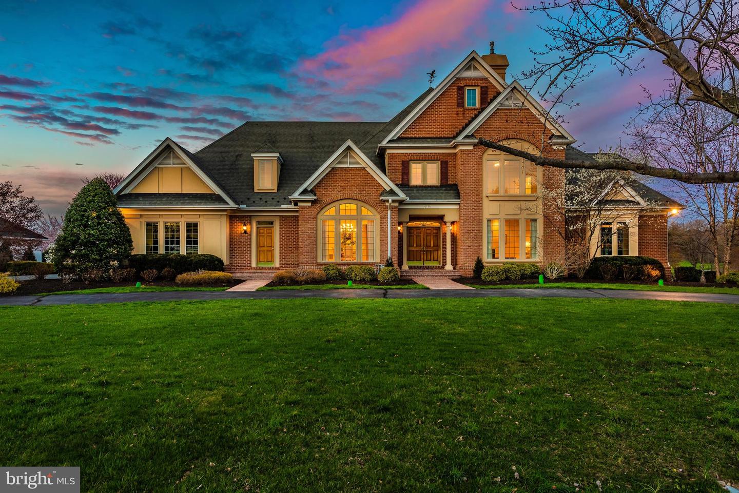 Ijamsville Homes with Main Level Bedroom