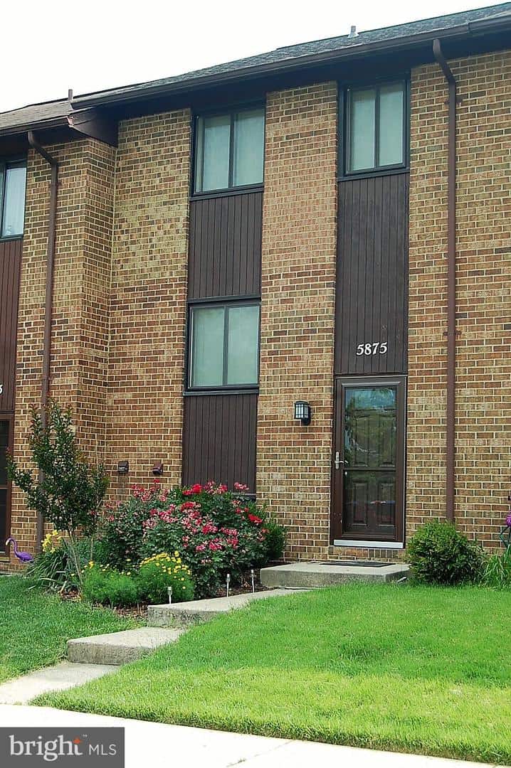 Listings for Vanda Gale