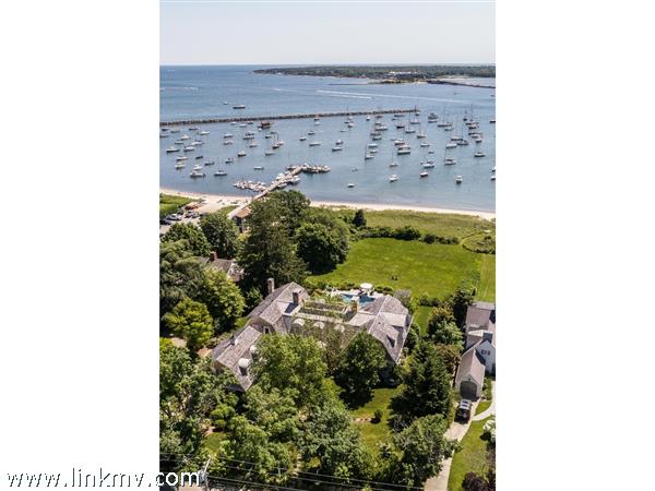 Vineyard Haven Real Estate