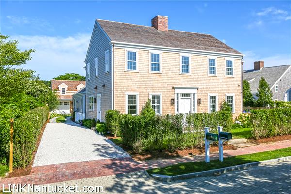 Listings for Michael Angelastro