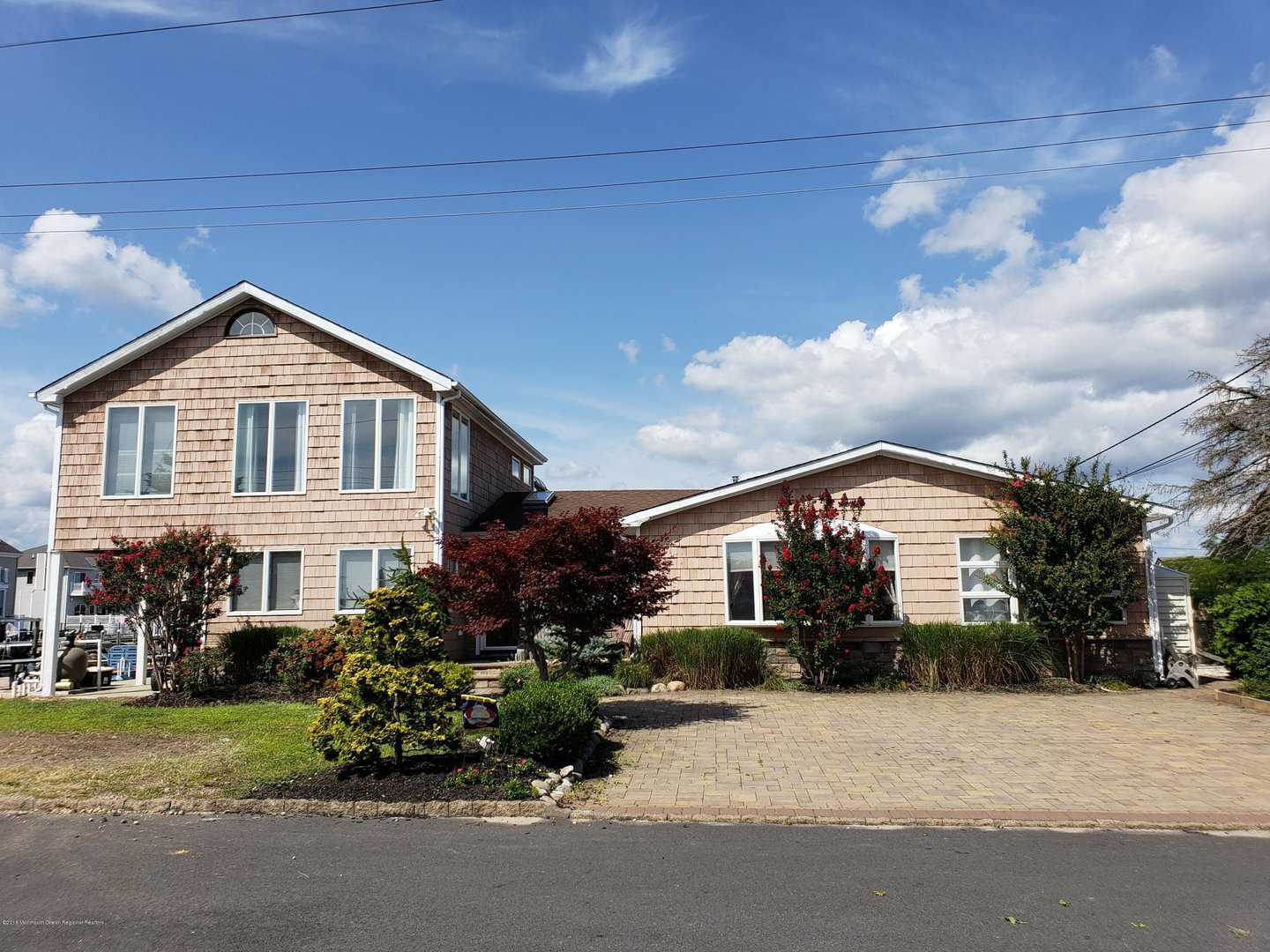 Homes $400K-$600K