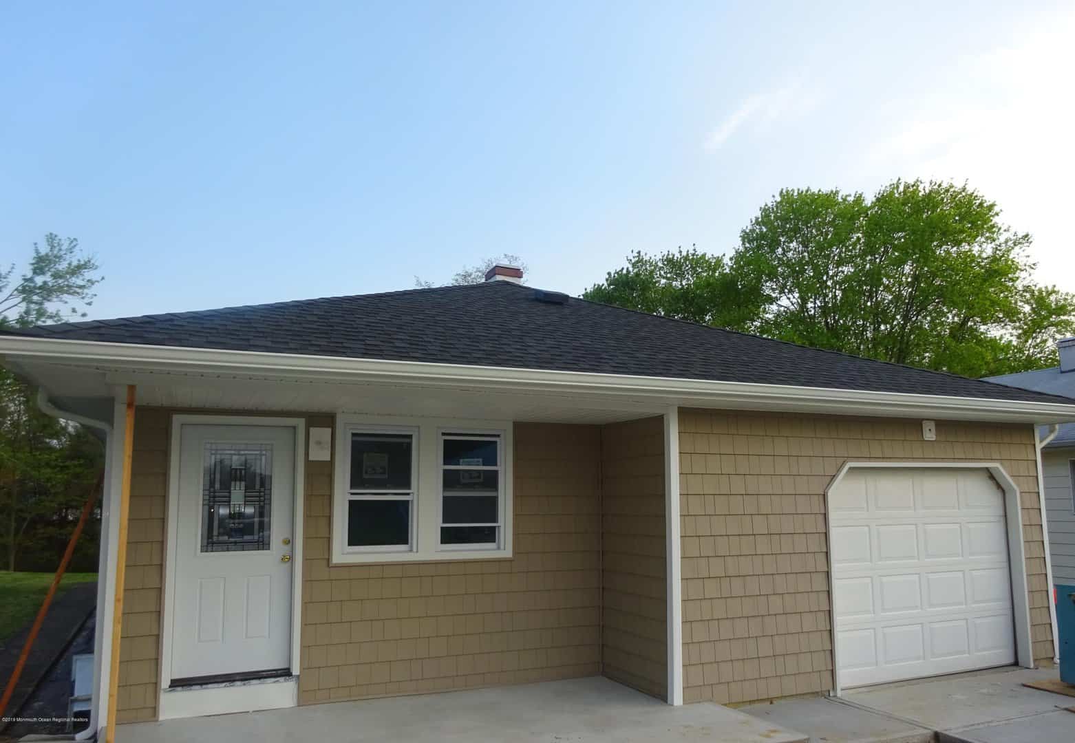 Homes Under $200K
