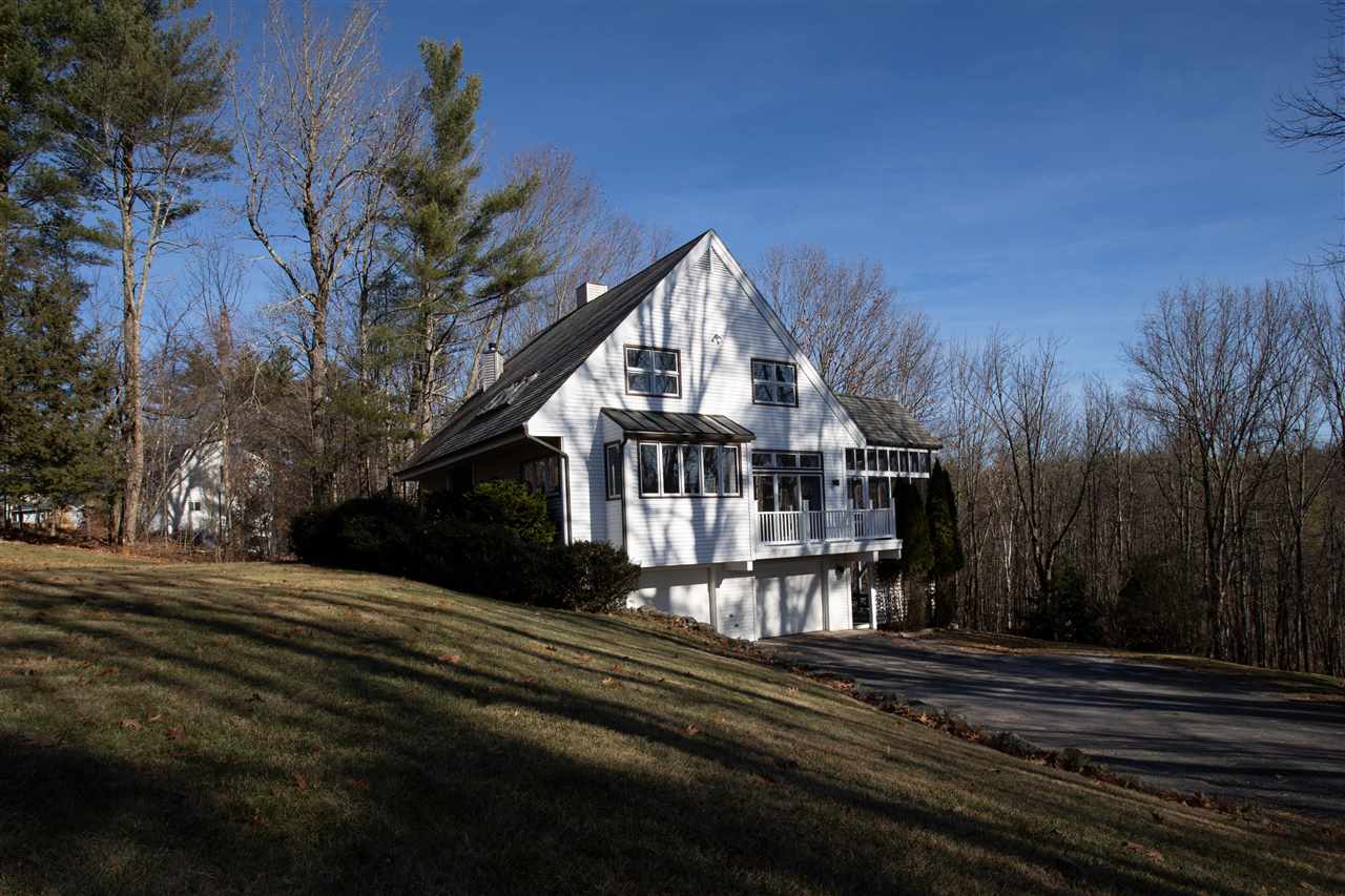 Listings for Douglas Ricard