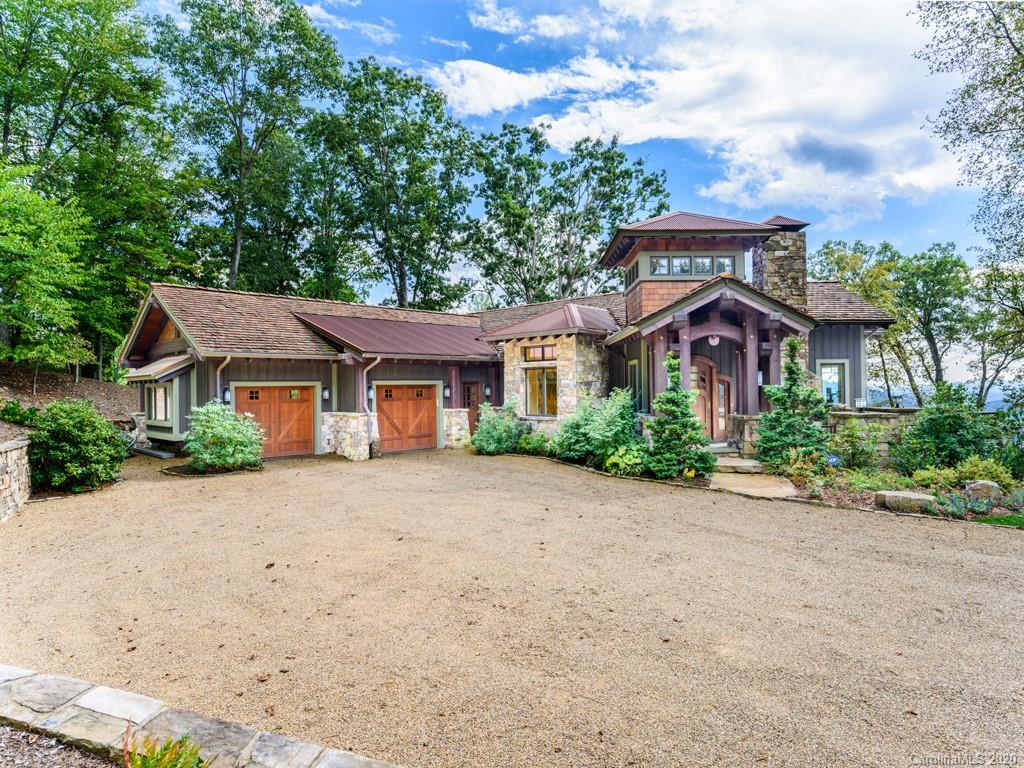 Homes with Large Backyards