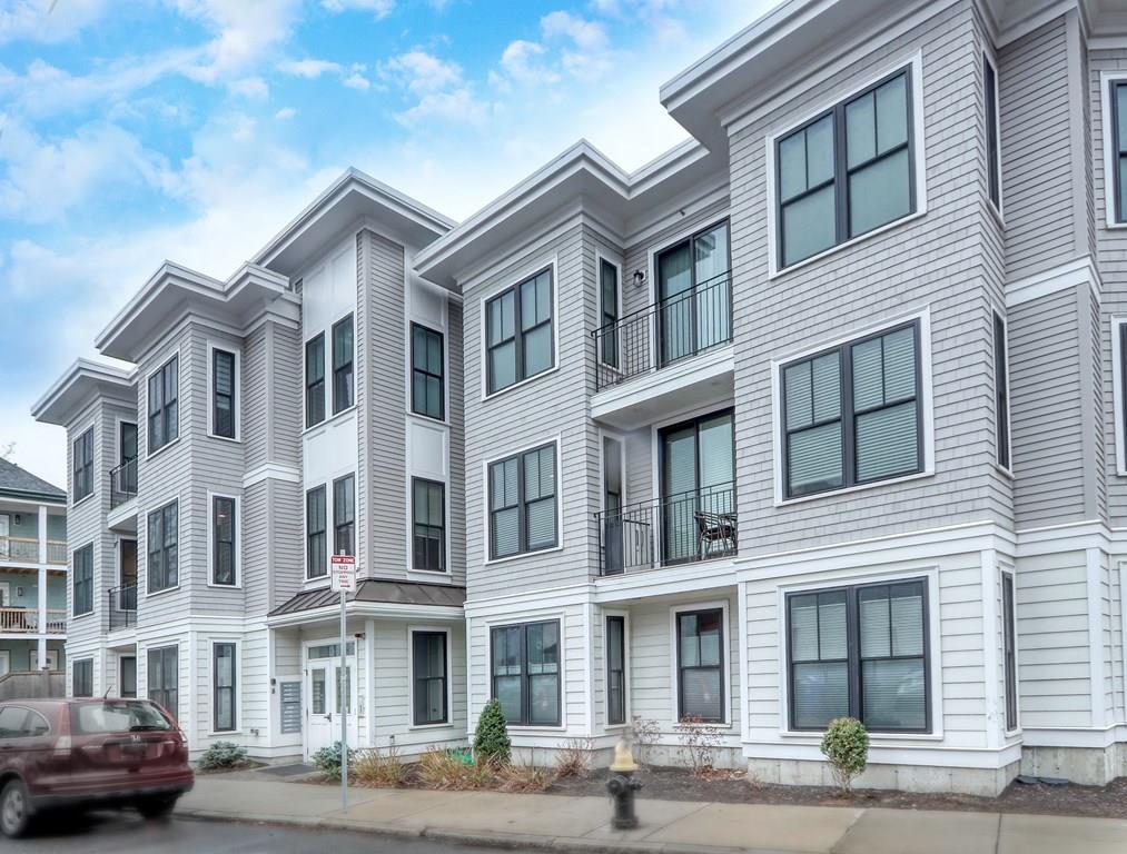 New Listings: Dorchester Condos