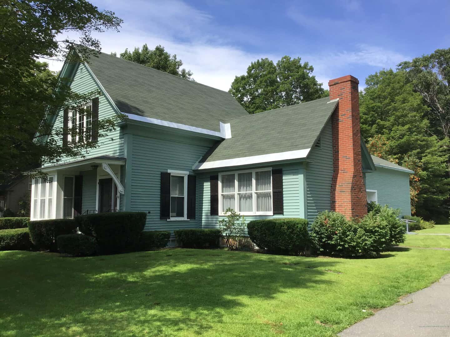 Homes with Virtual Tours