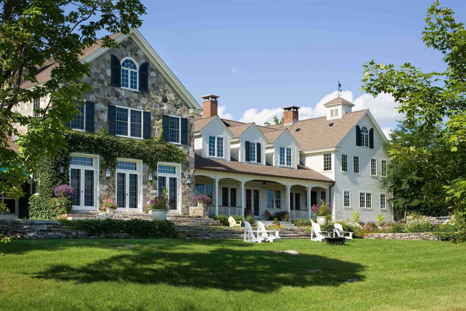 New Englander Homes