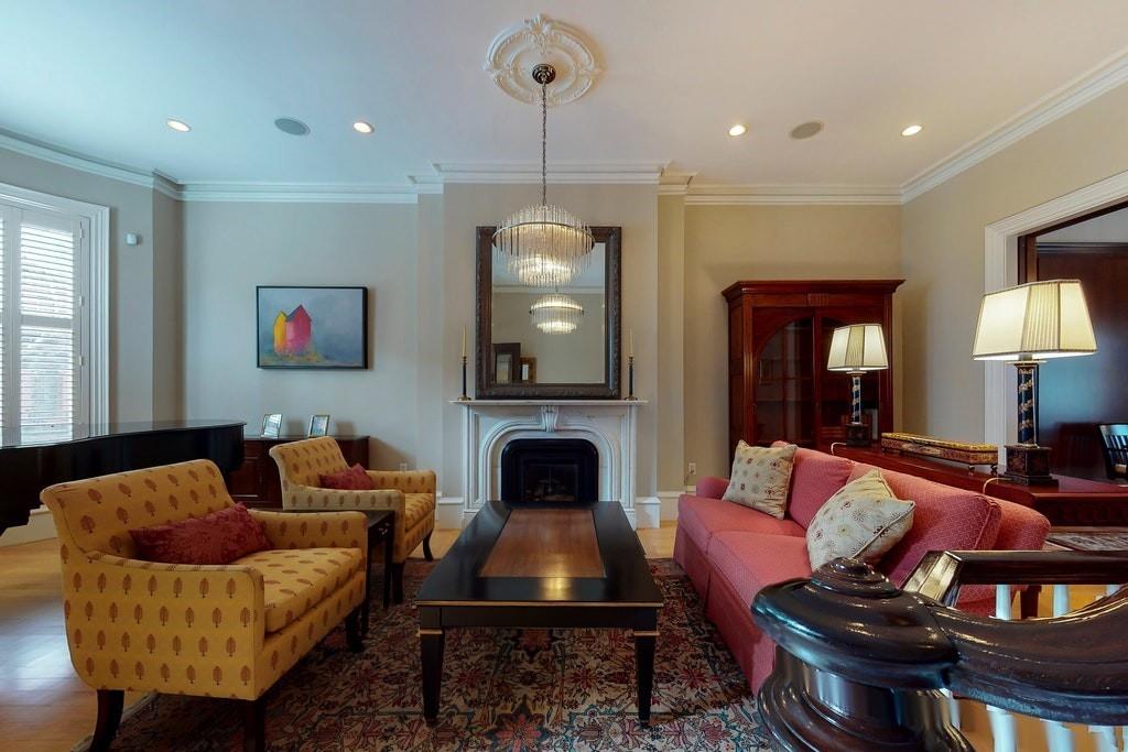 Homes with 3 Bedrooms
