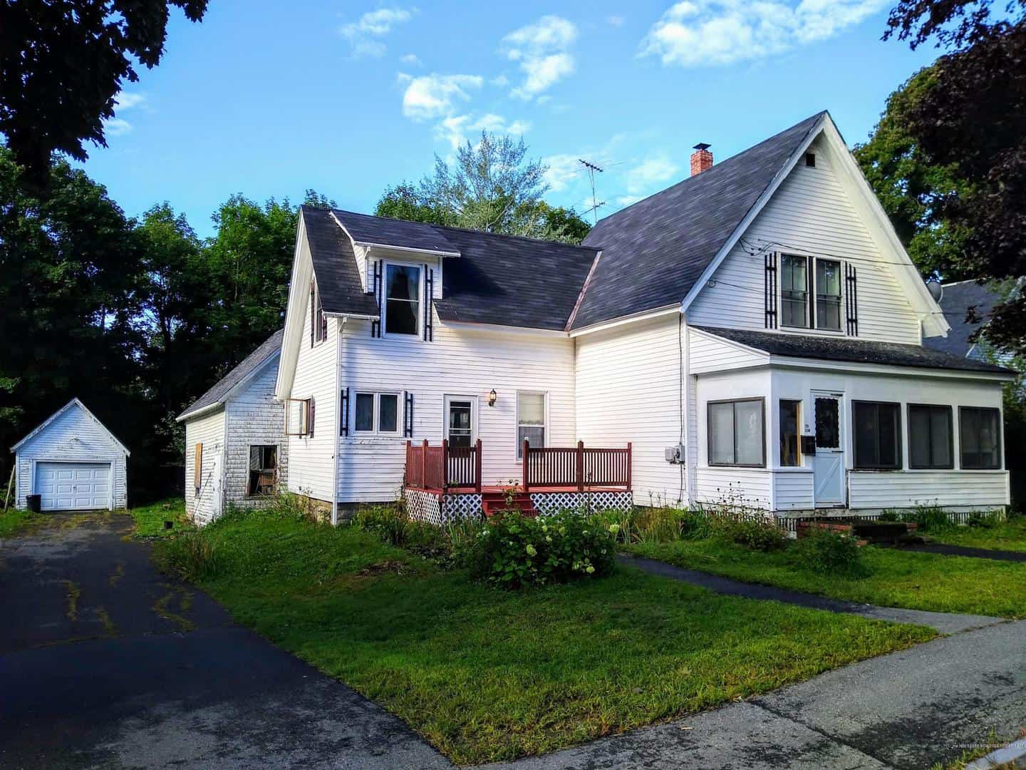 Listings for Lliam Perkins