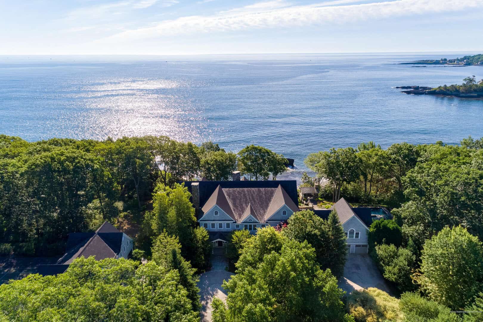 Luxury Waterfront Homes