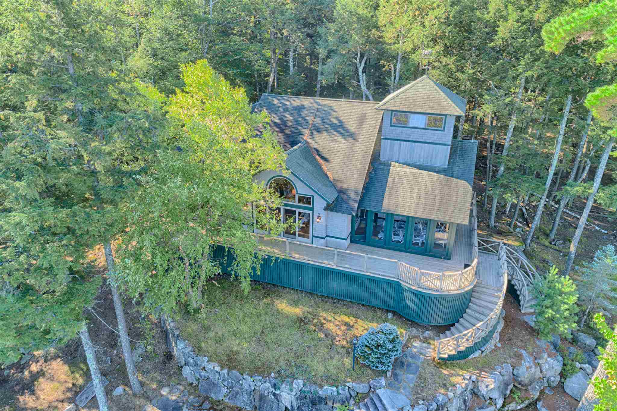 New Englander Homes