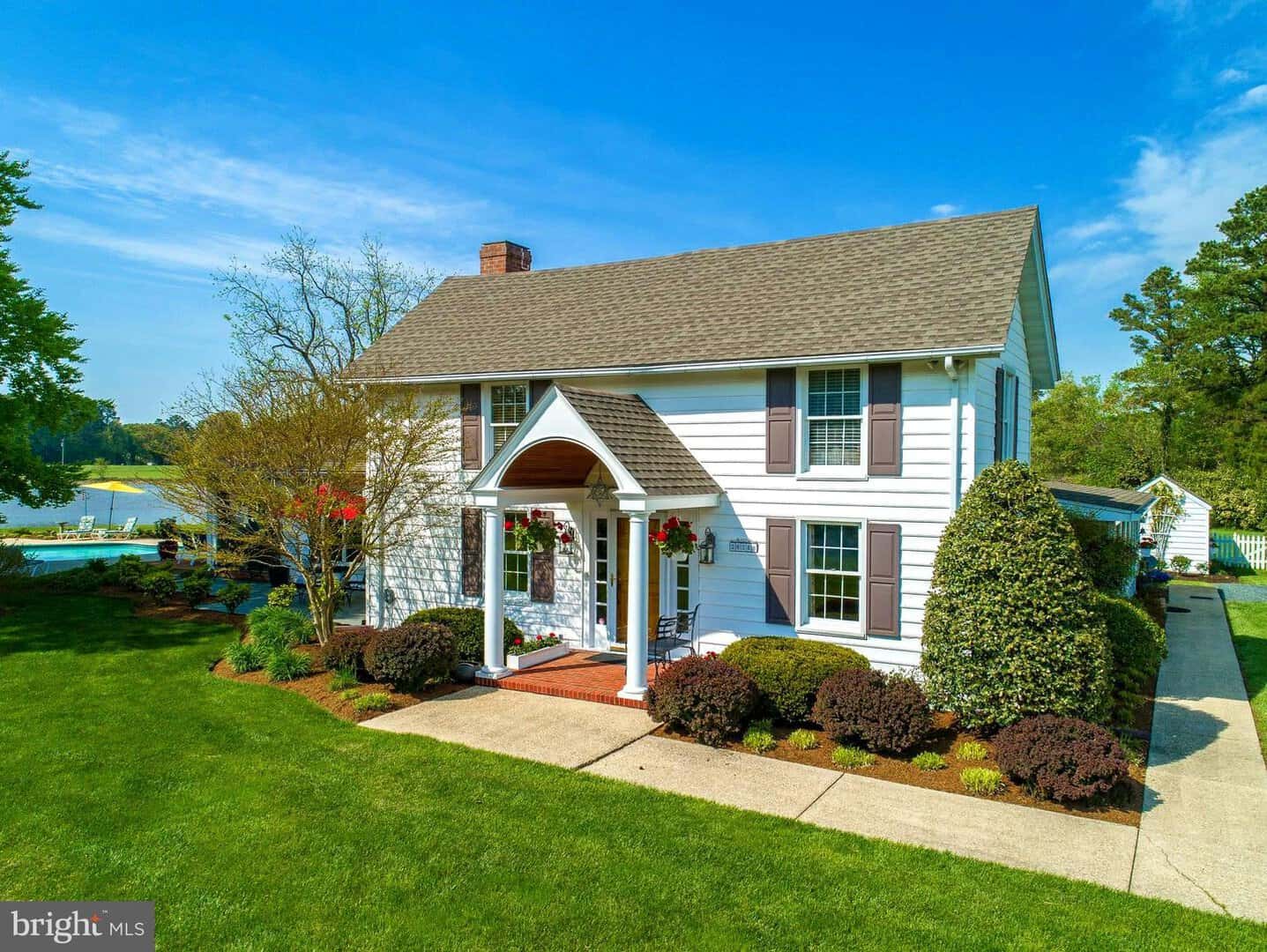 Homes with a Boat Launch