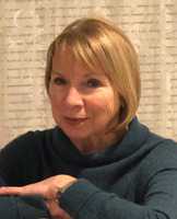 Ann M Macdonald