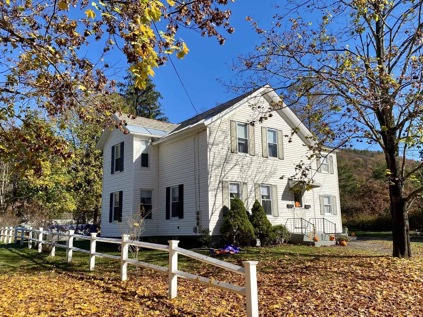 Shelburne Falls MA Real Estate Coldwell Banker Wanda Mooney