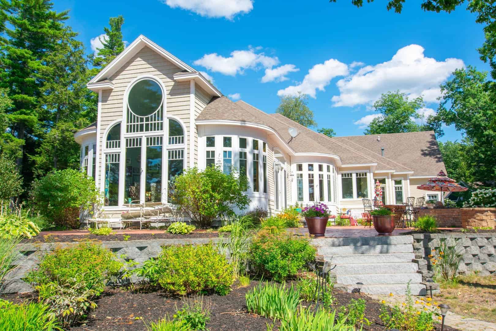 Lake Houses