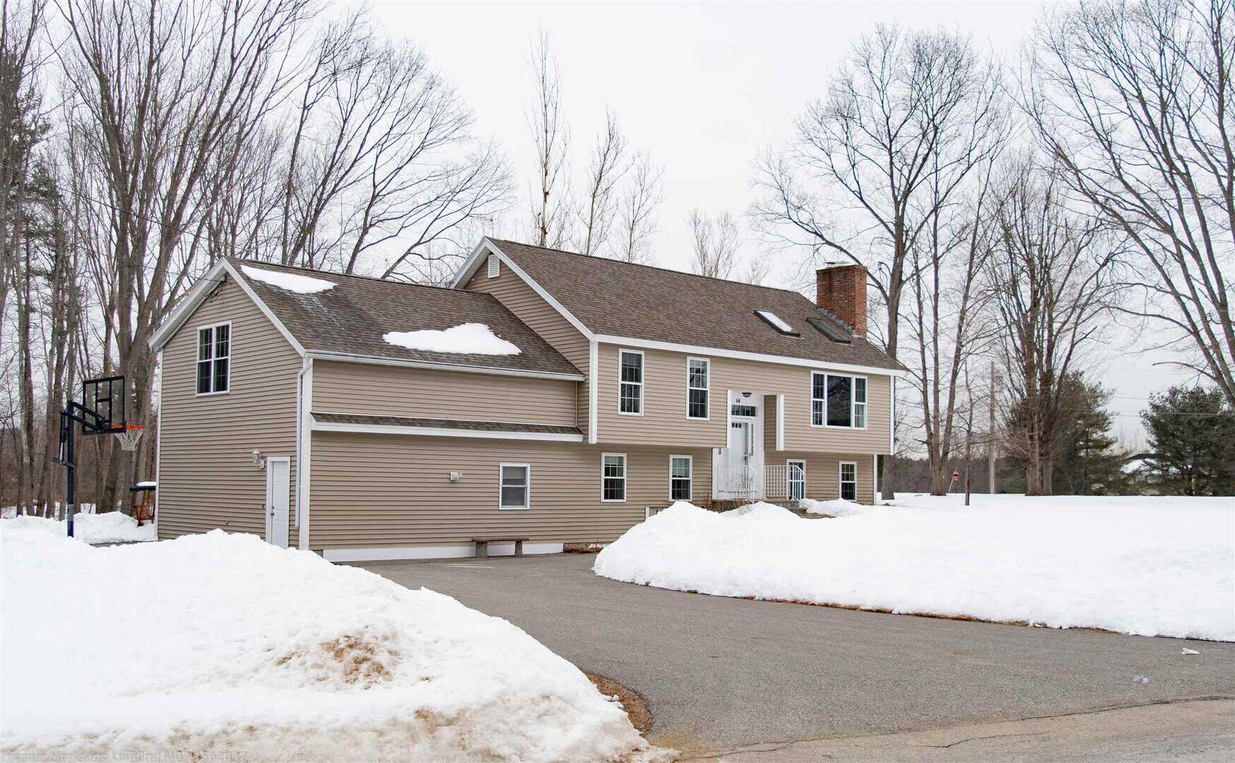 East Kingston NH Open Houses