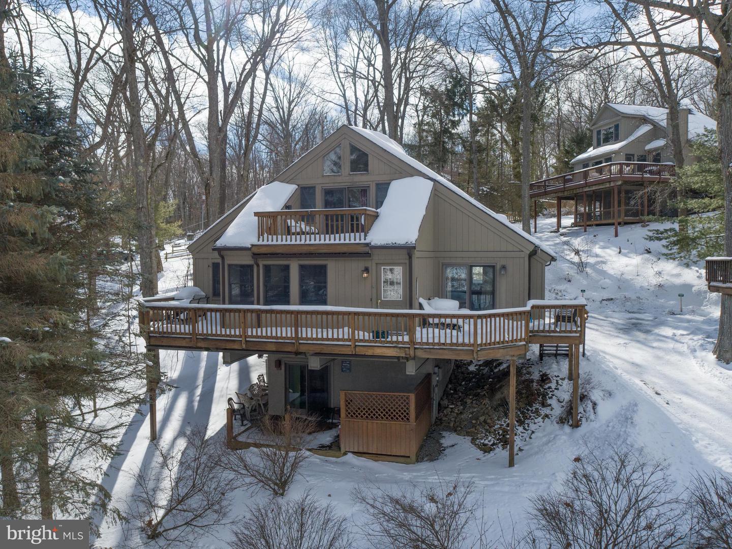 Listings for Larry Smith