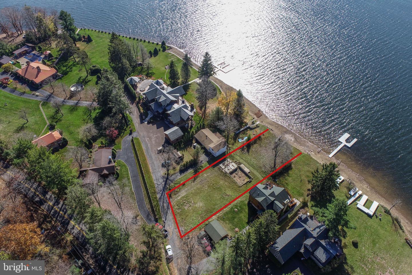 Listings for Lauren McCann