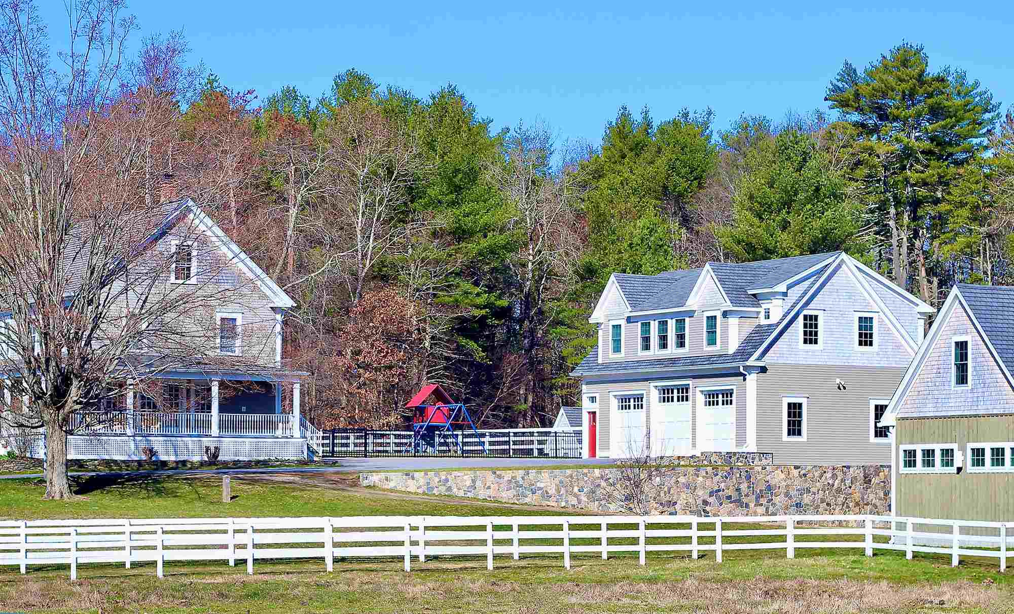 Our Lee Listings