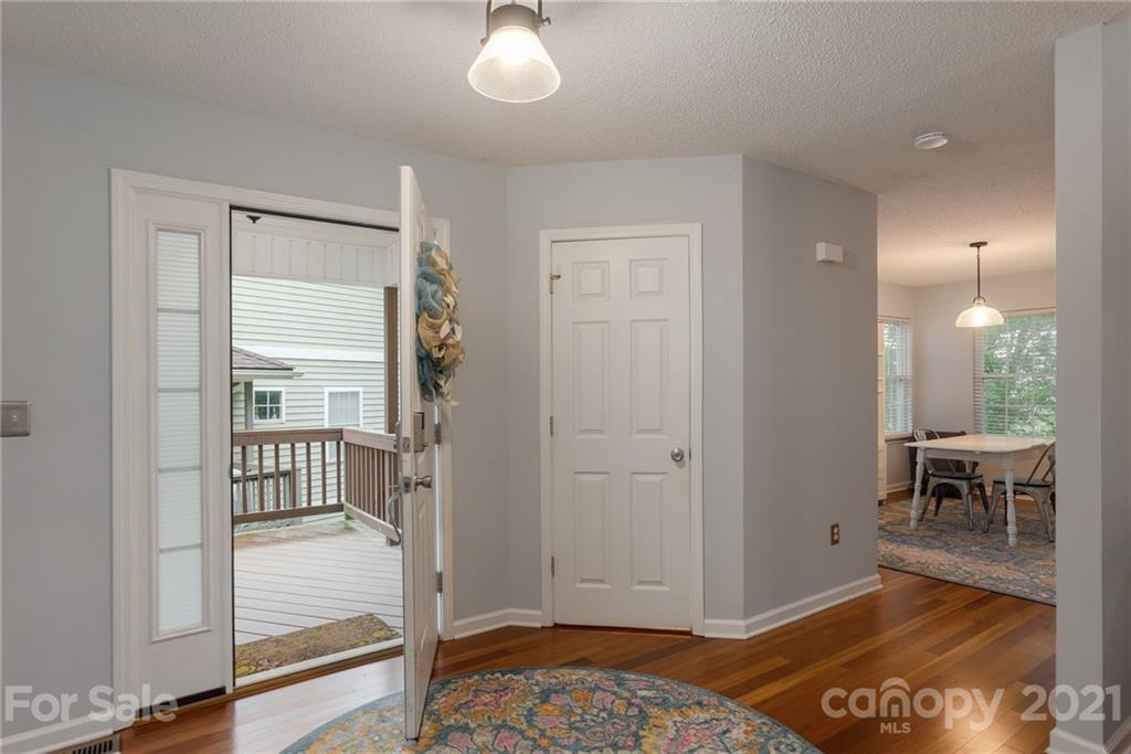 Listings for Sharon Smith