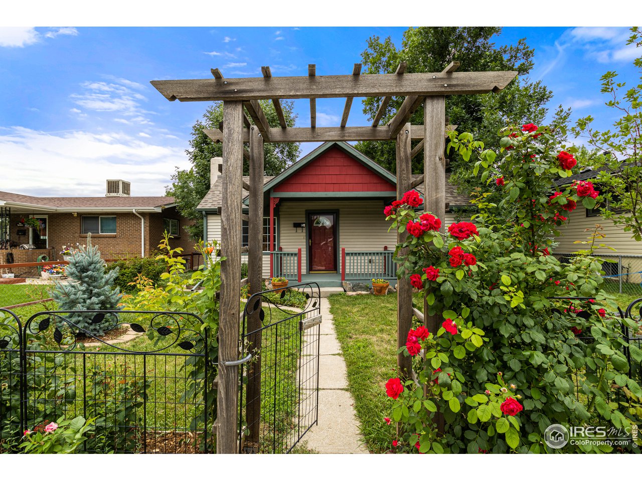 Listings for Julie Hauser