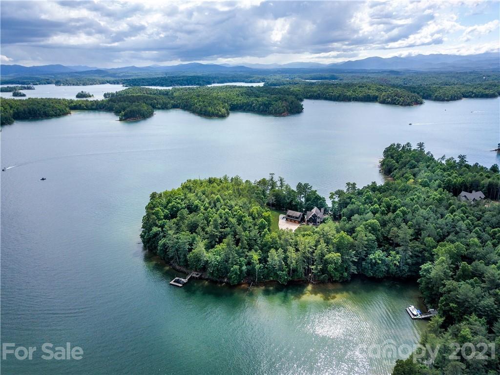 Homes on Lake James