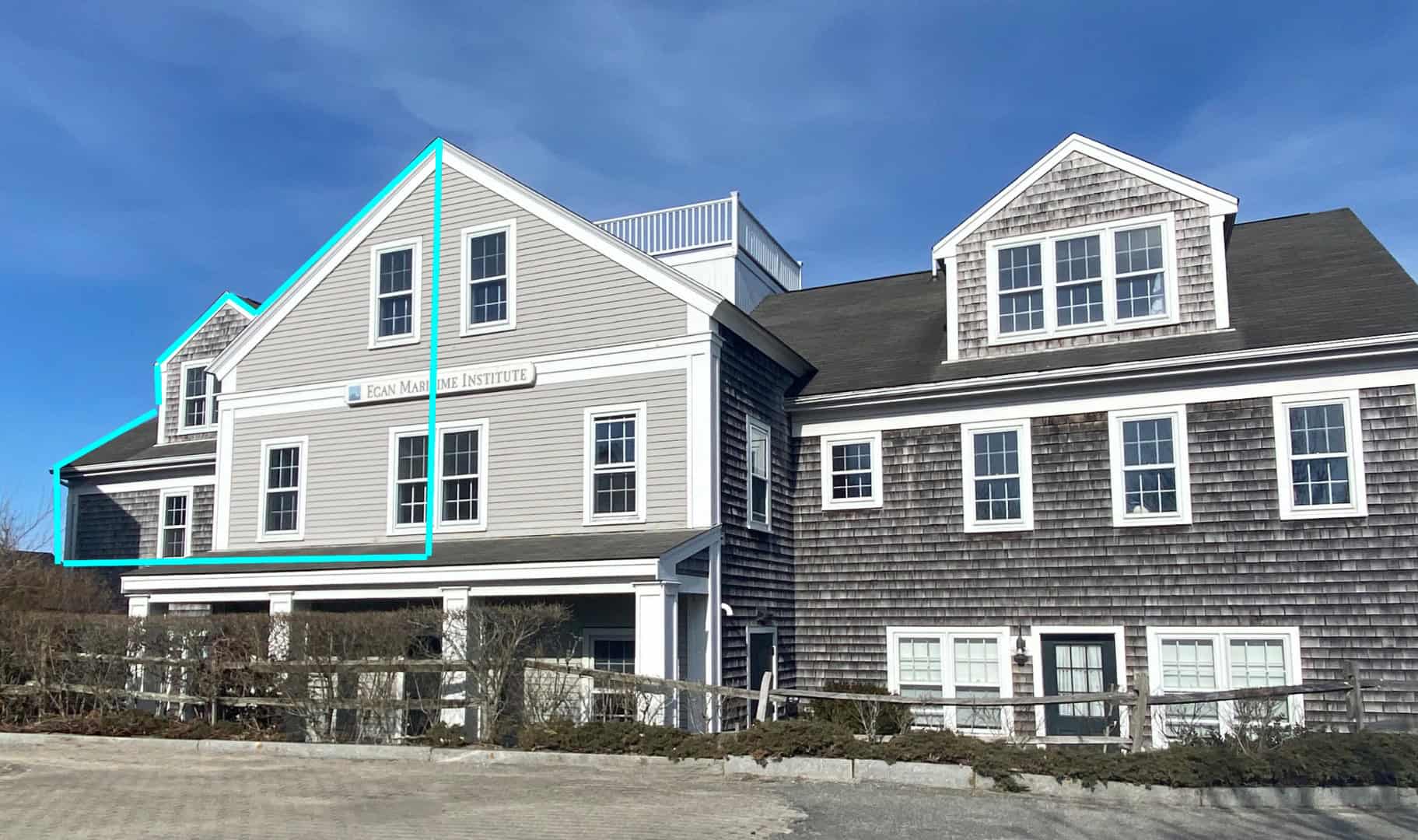 Mid Island Condos For Sale