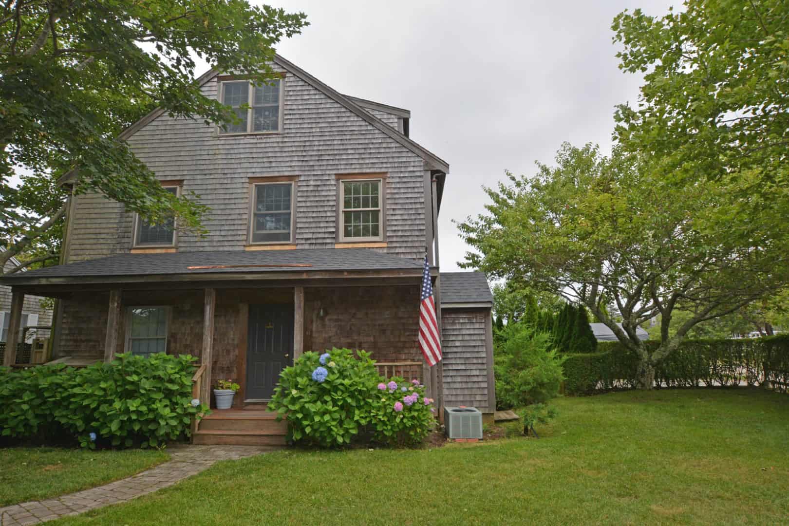 Newly Listed Properties in Mid Island, MA