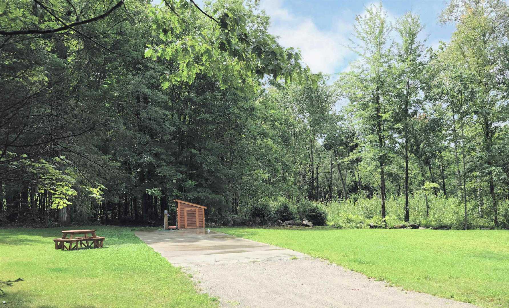 Listings for Robyn Van Vechten