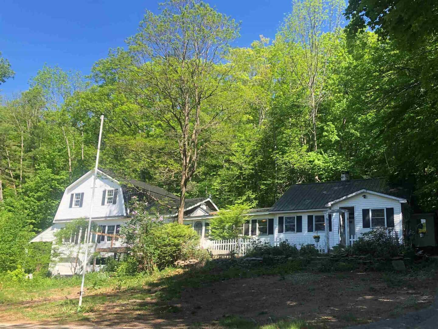 Listings for Catherine Behrens