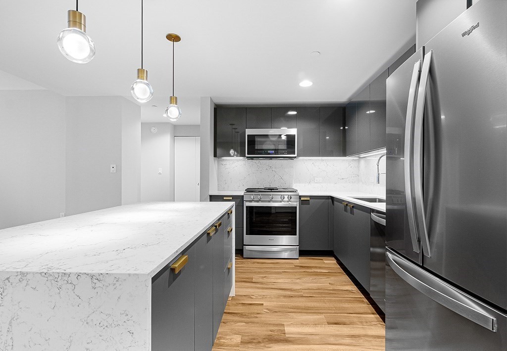 Avalon Exeter Luxury Rentals