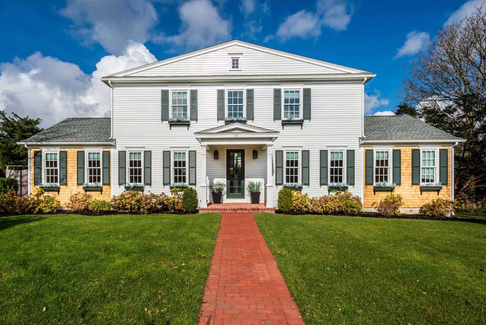 Martha's Vineyard Homes $3M - $5M For Sale