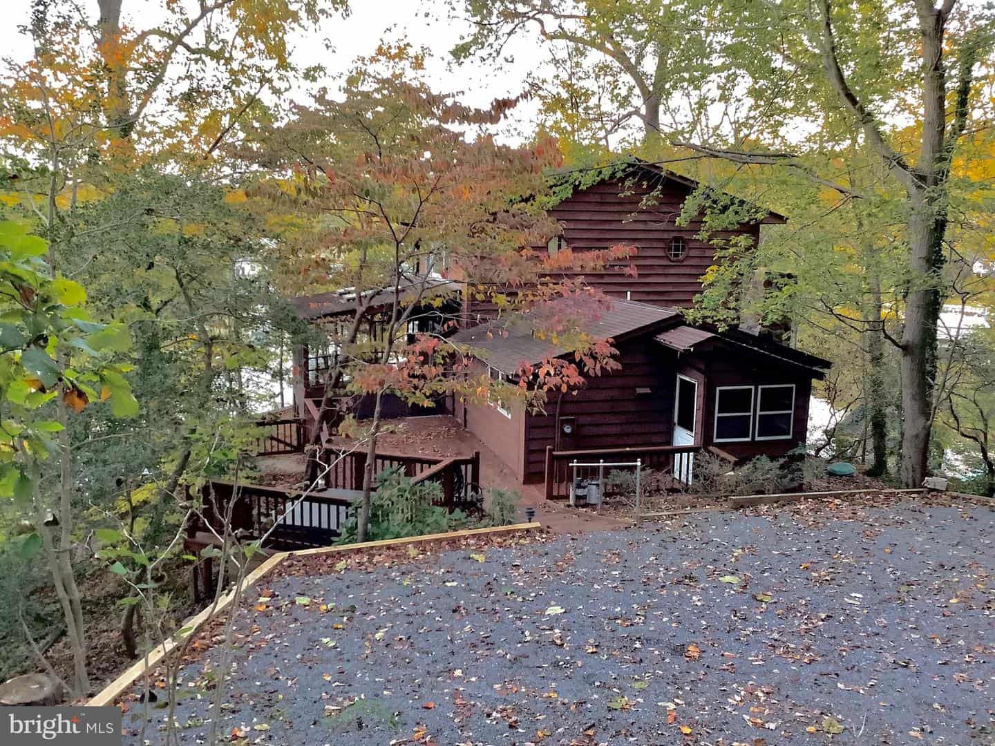 Listings for Diana Izzett