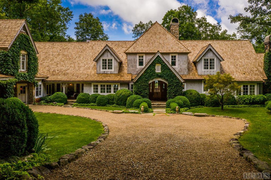 Listings for Caitlin Starnes