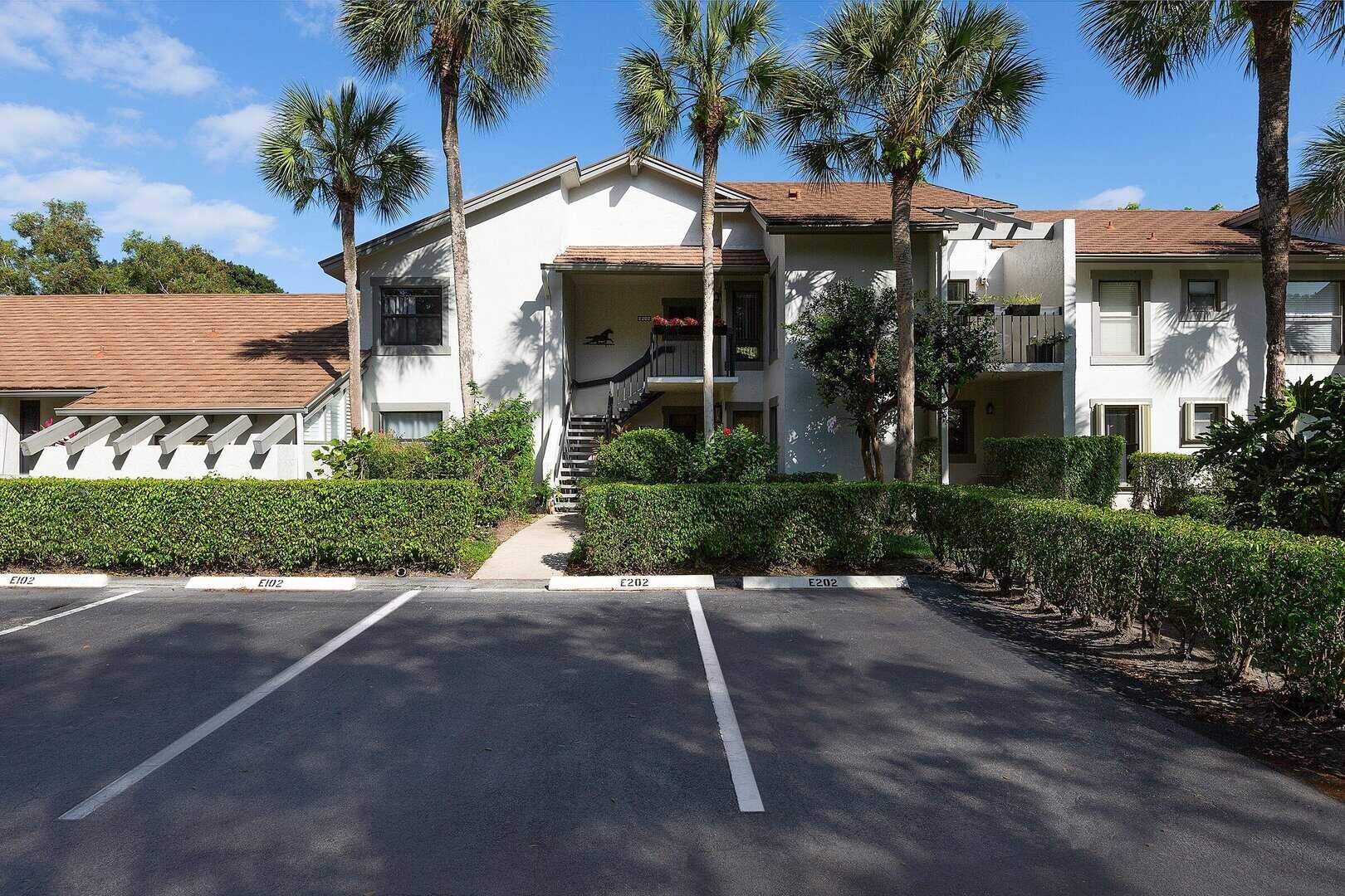 Golf Cottages