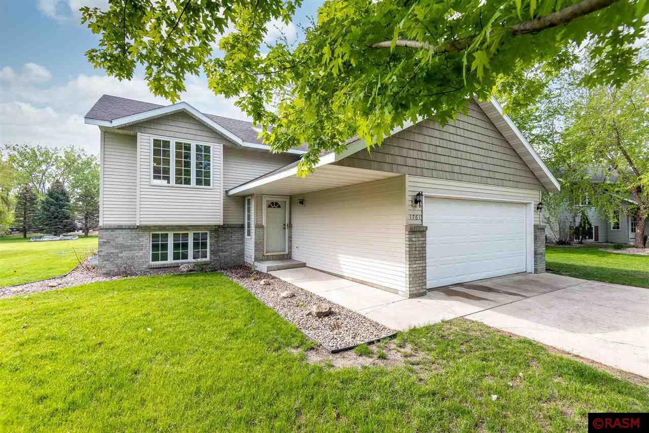 Listings for SAMANTHA KAUL