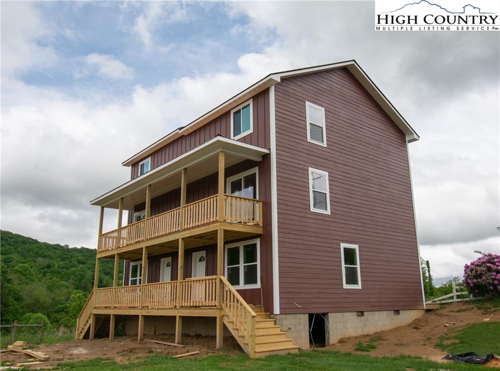 Condos/Townhomes