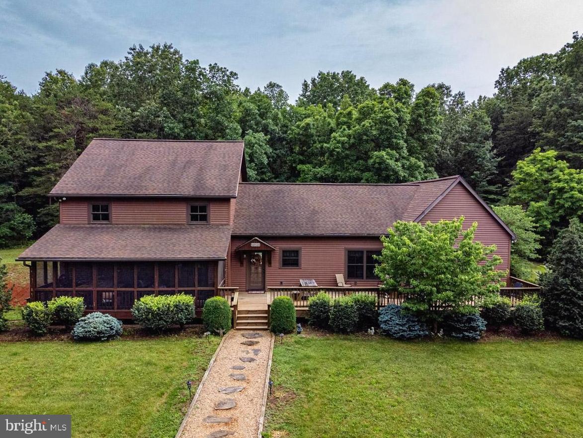 Listings for Lauren Reed