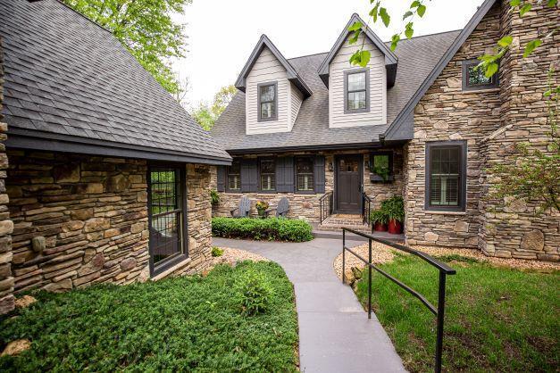 Lakefront Properties