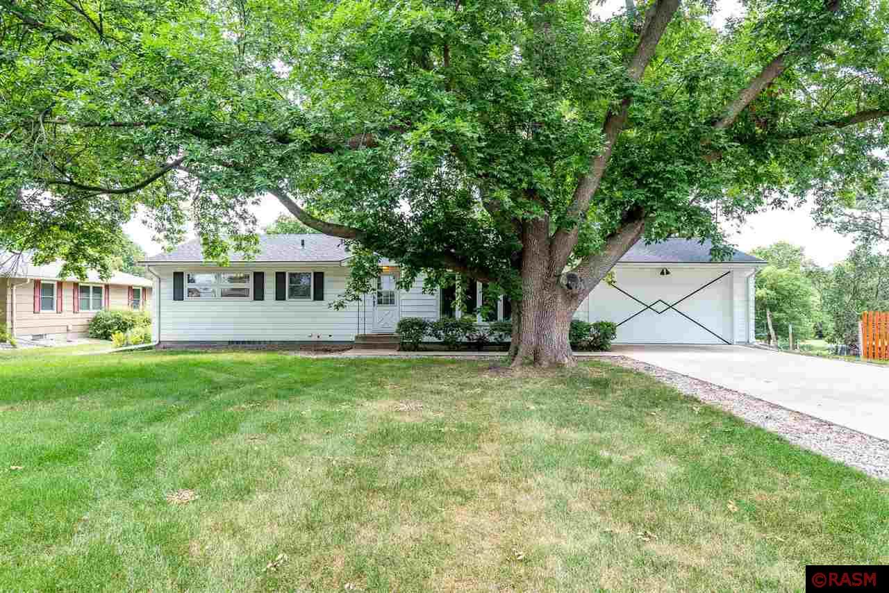 Listings for KAREN REKSTEIN