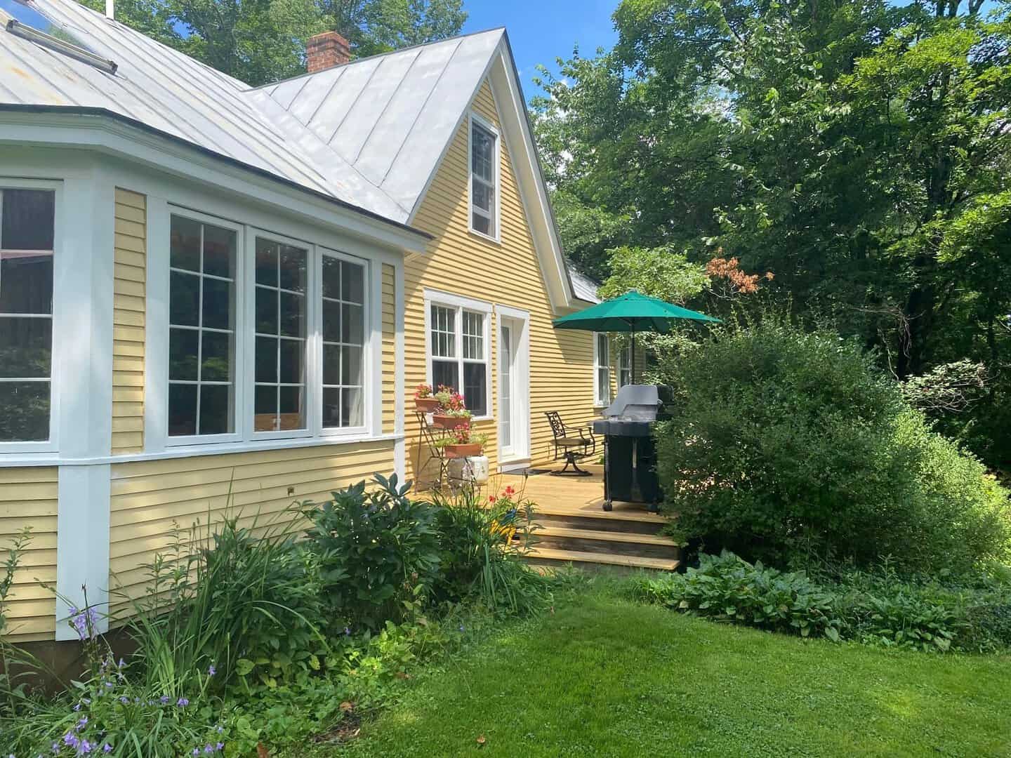 Homes With Garages