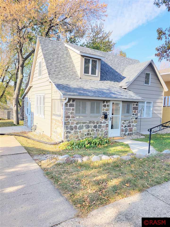 Listings for STACY DOMEIER